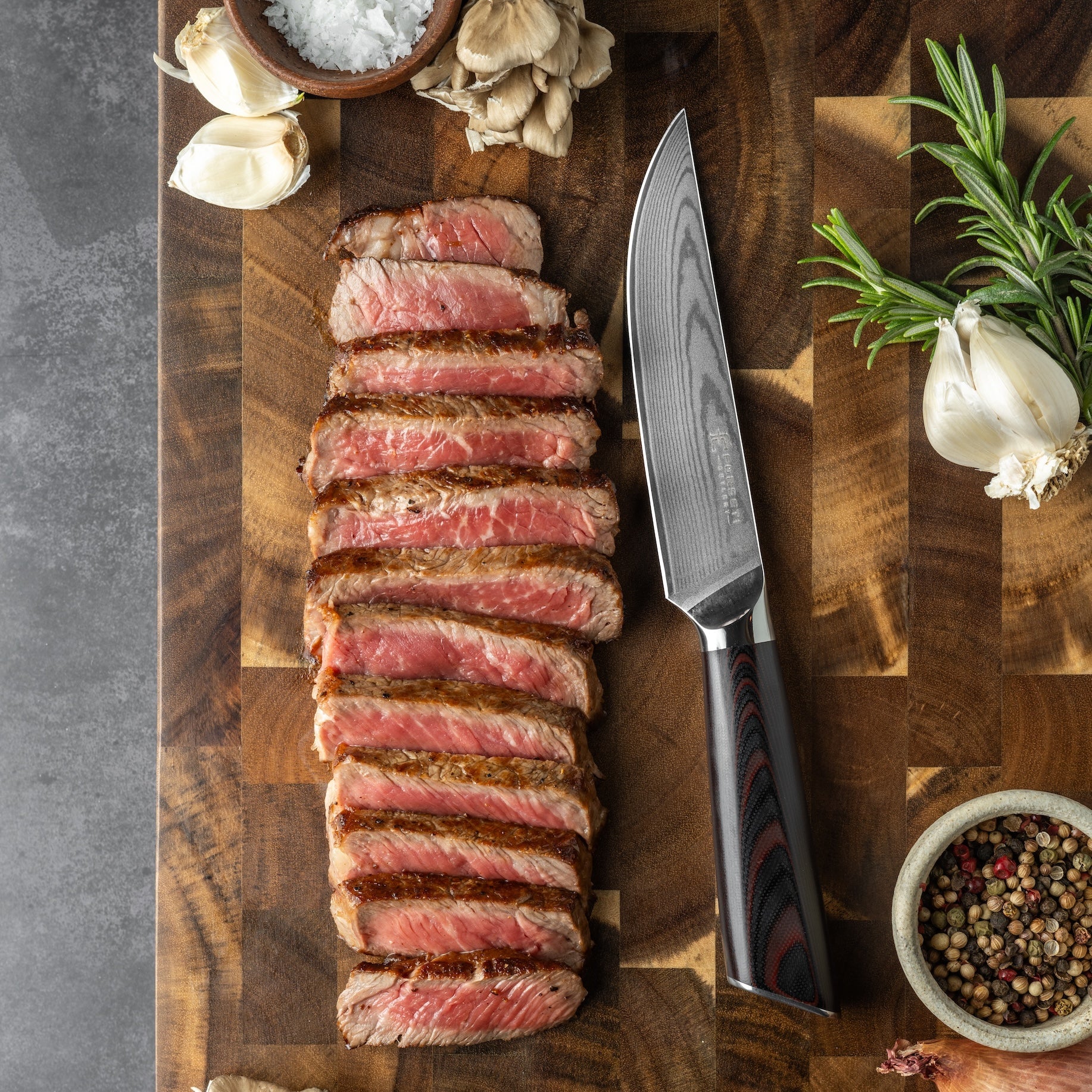 Bladewolf Acacia Cutting Board - BLEM