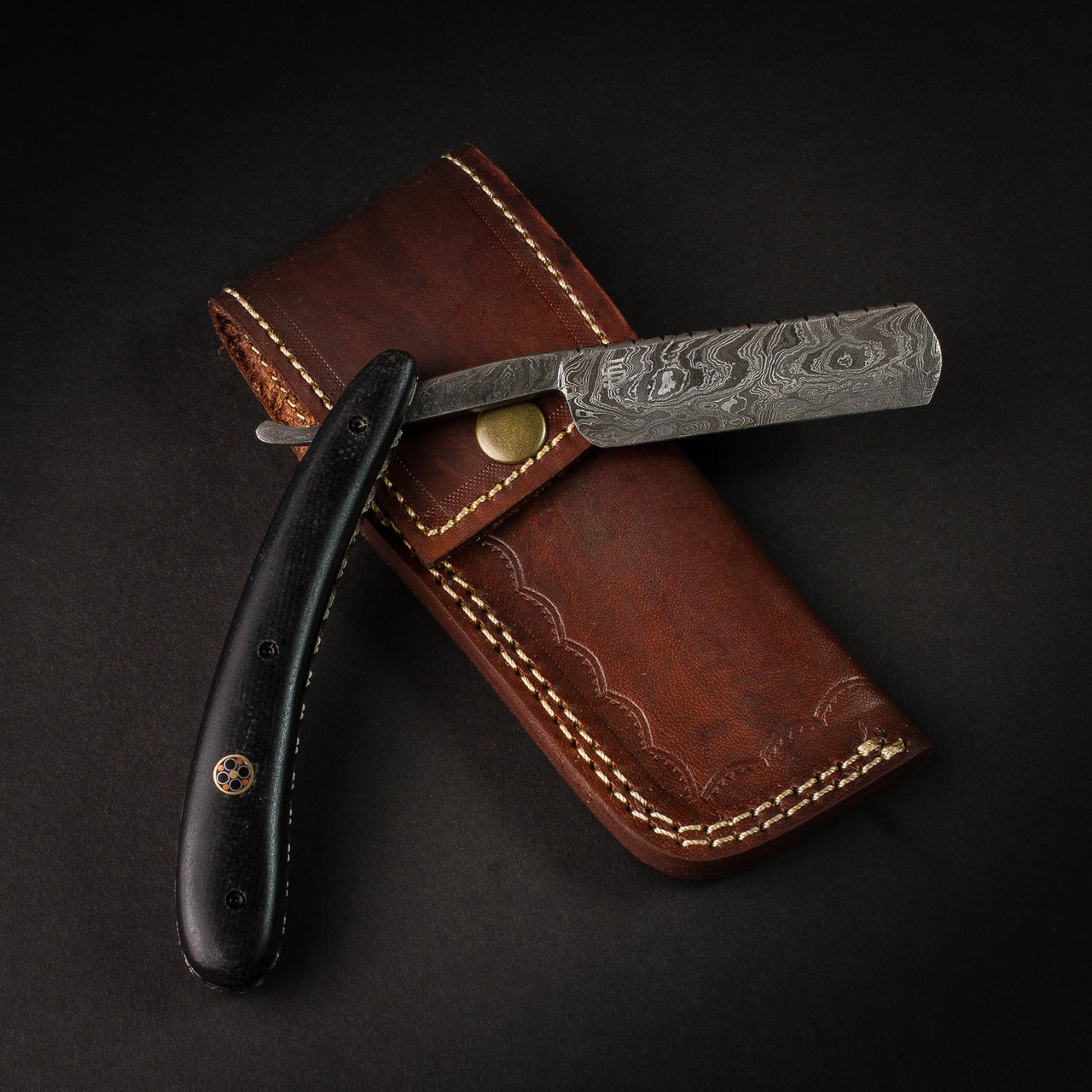 Throat Cutter Hand-Forged Damascus Steel Straight Razor - Black G10