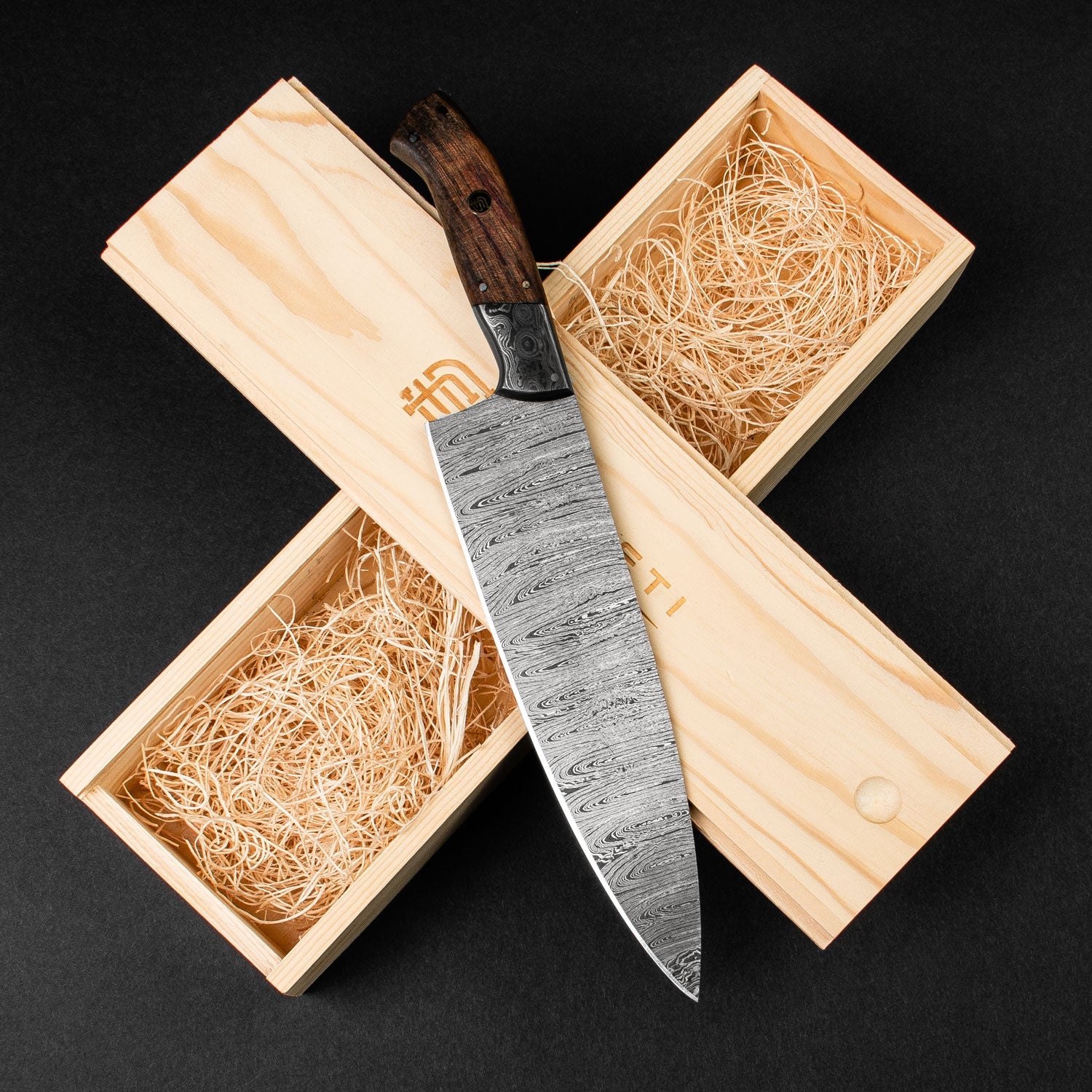 Cuisinier Hand-Forged Damascus Steel 8" Chef Knife - Walnut