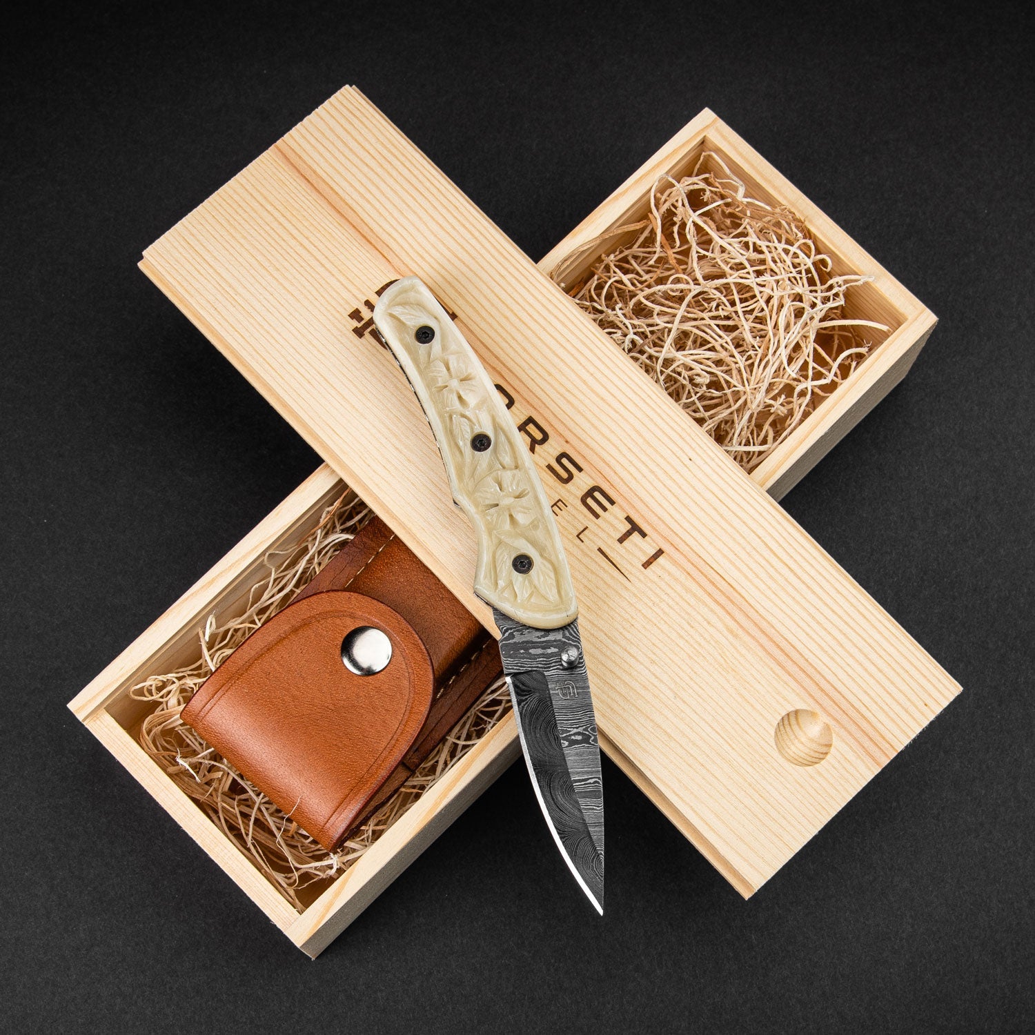 Barca Hand-Forged Damascus Steel Folding Knife - Carved Bone