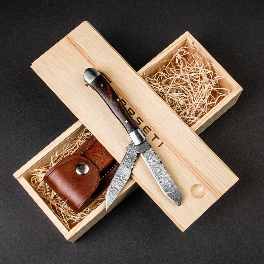 Falcon Hand-Forged Damascus Steel 2-Blade Folding Knife - Rosewood