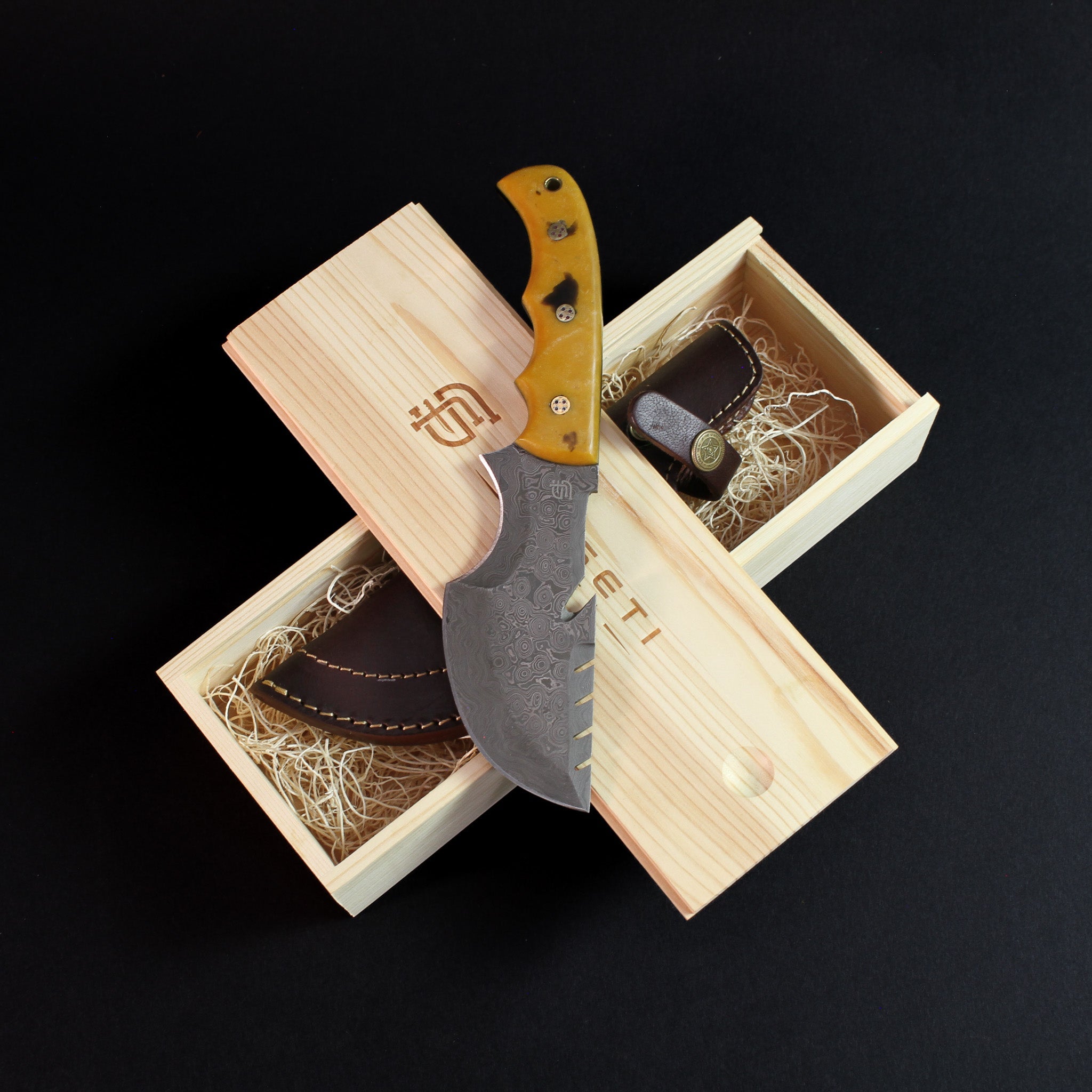 Carney Damascus Steel Curved Warrior Tanto Knife - Yellow G10