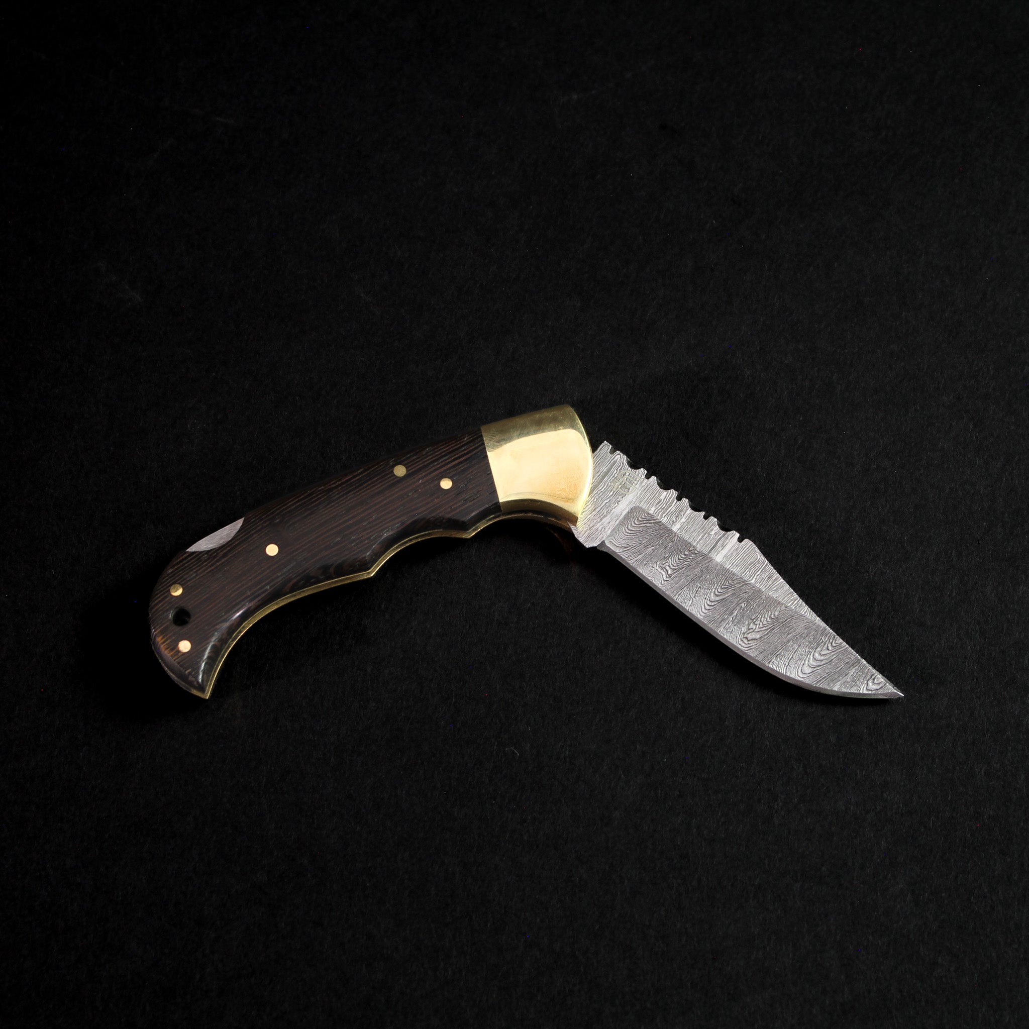 Freuchen Hand-Forged Damascus EDC Folding Knife - Wenge Wood