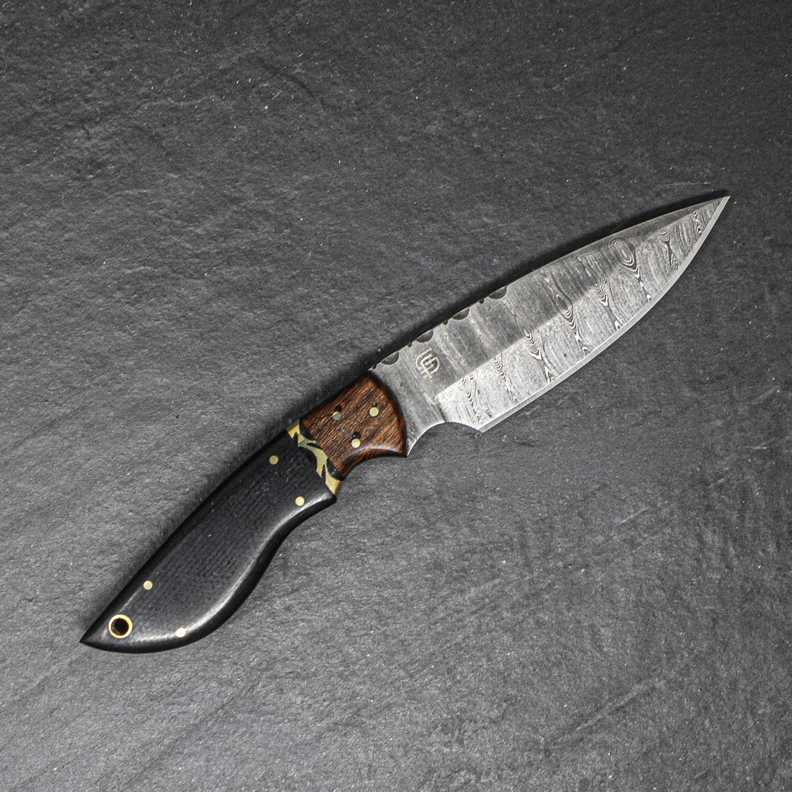 Quanah Hand-Forged Damascus Steel Hunting Knife - G10 and Walnut