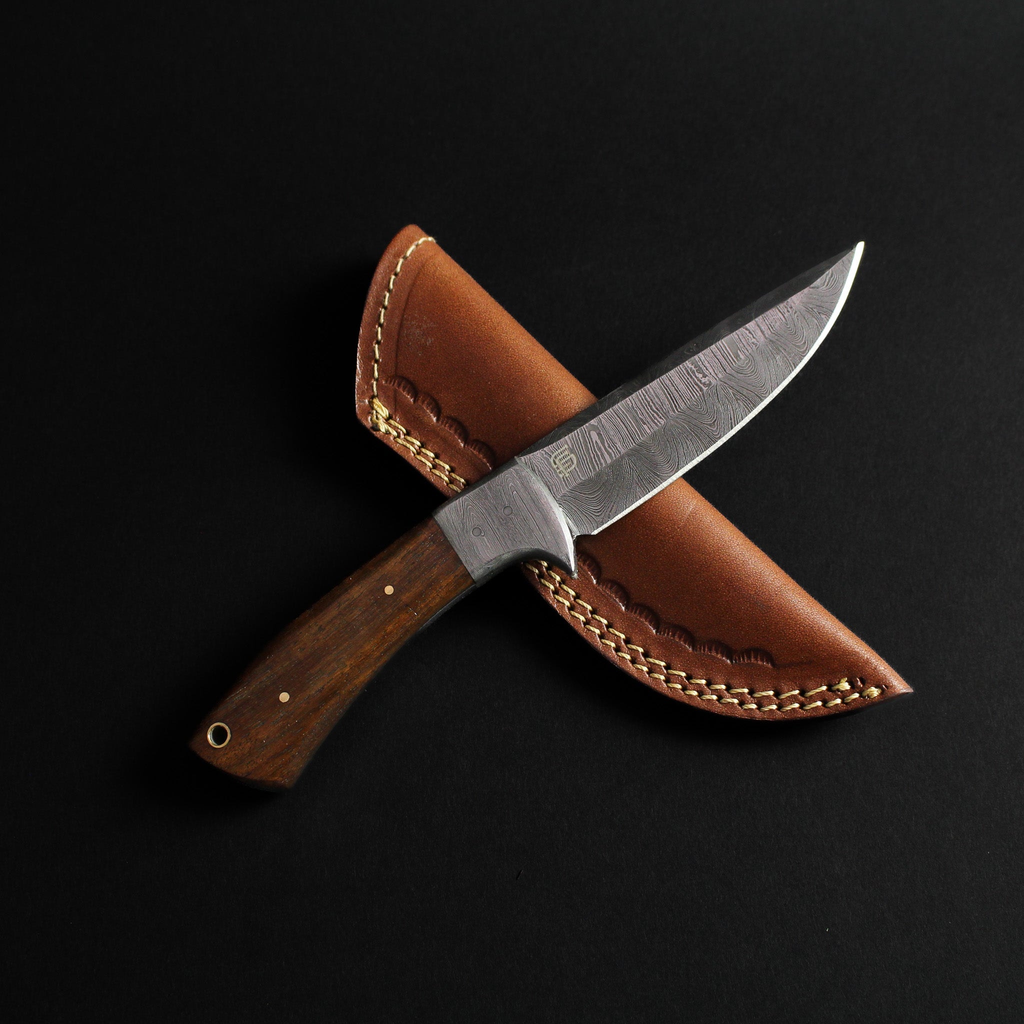 Bolognesi Hand-Forged Damascus Steel Hunting Knife - Rosewood