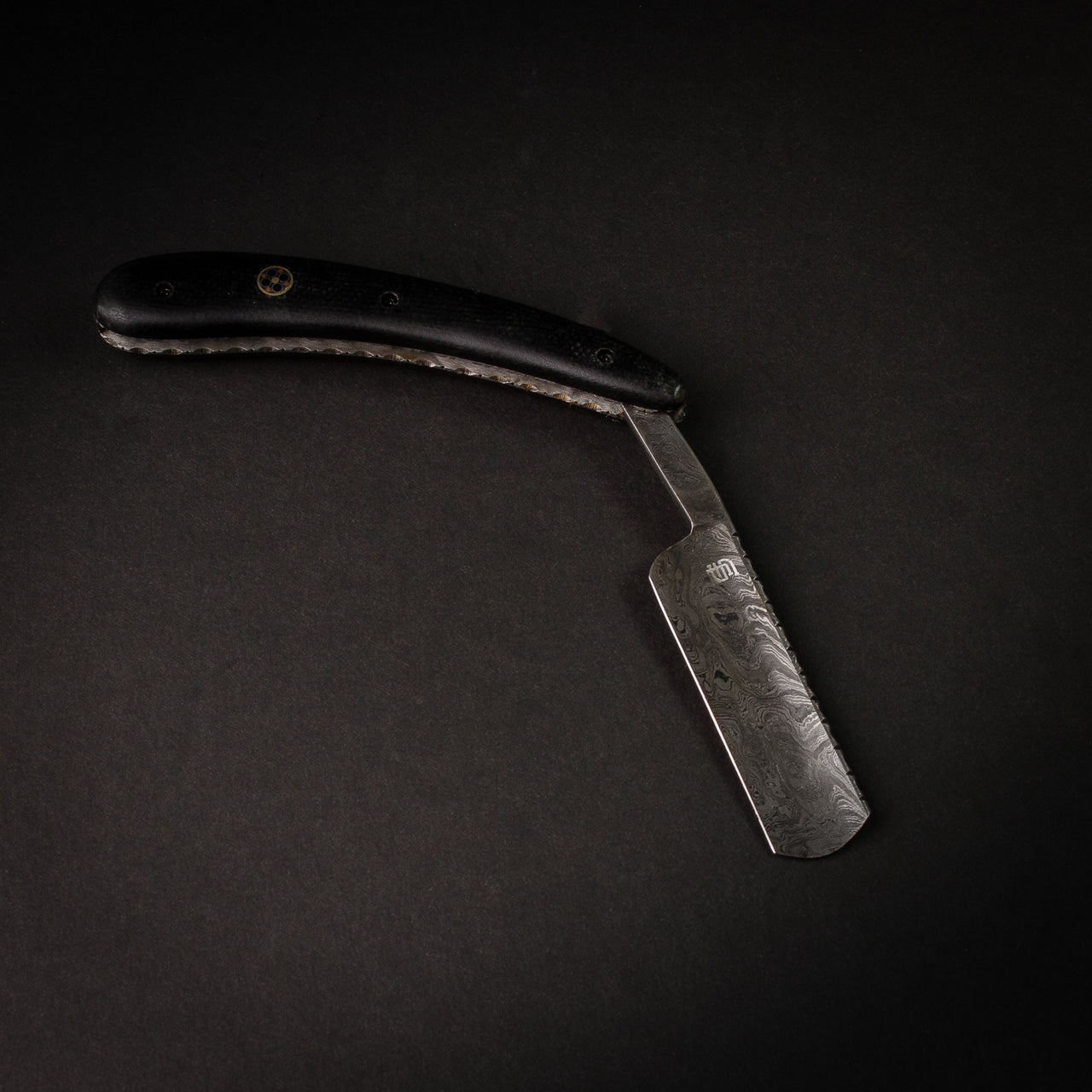 Throat Cutter Hand-Forged Damascus Steel Straight Razor - Black G10