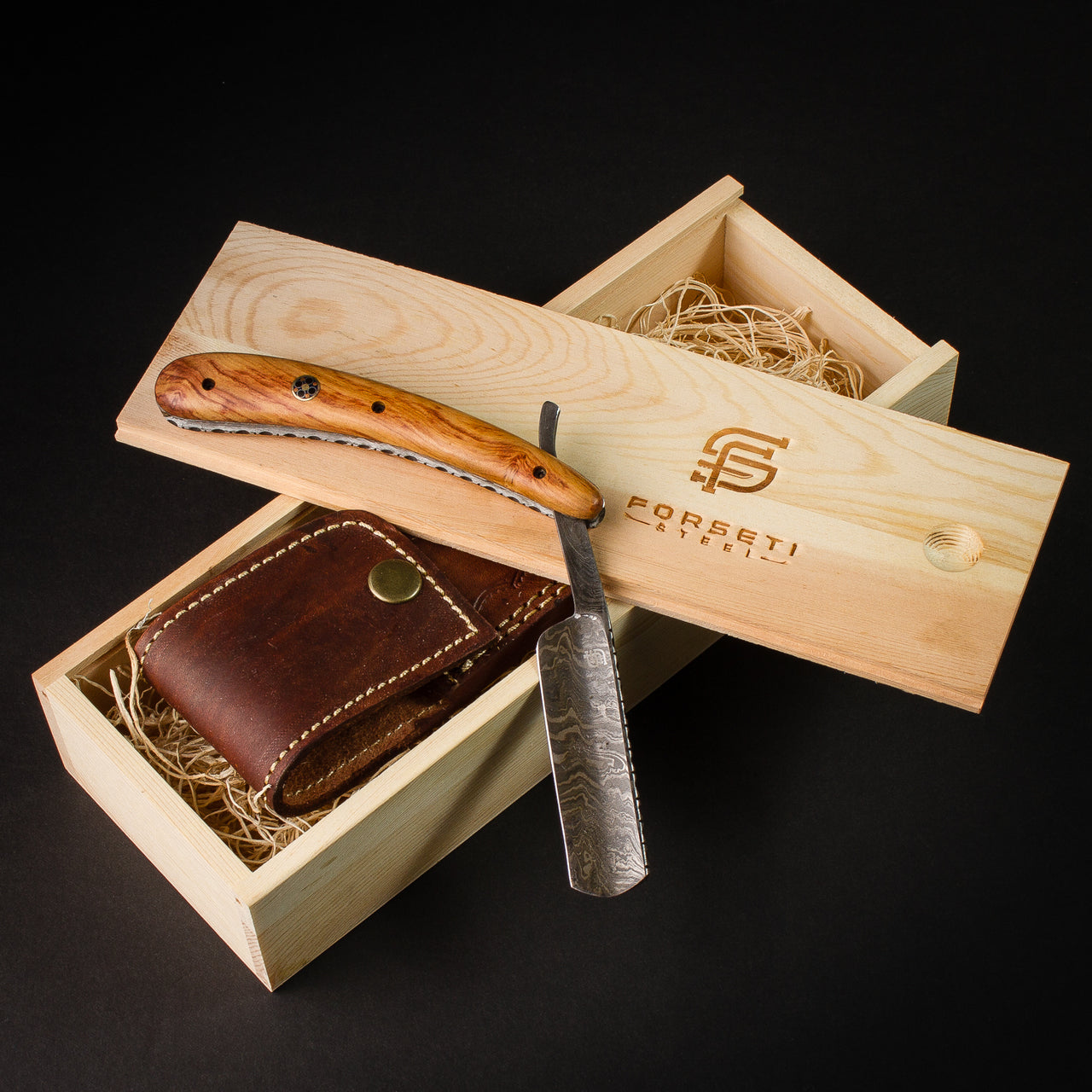 Throat Cutter Hand-Forged Damascus Steel Straight Razor - Olive Wood