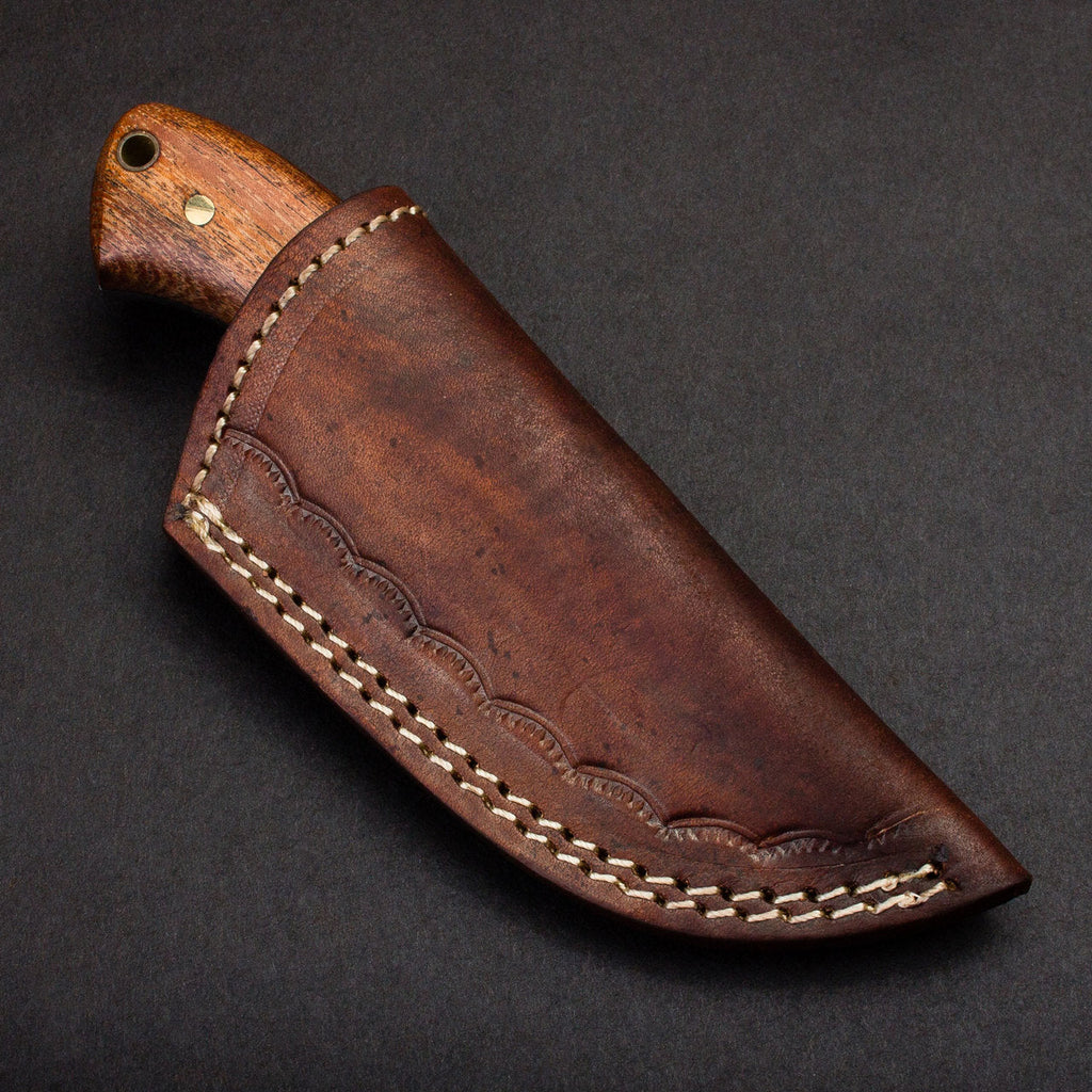 Colter Hand-Forged Damascus Steel Skinner - Walnut