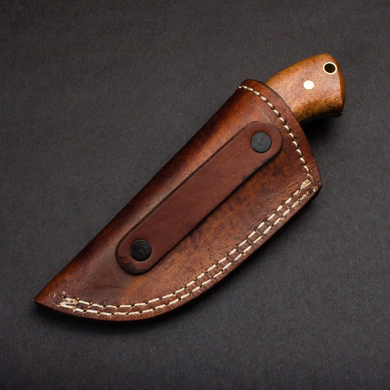 Colter Hand-Forged Damascus Steel Skinner - Walnut