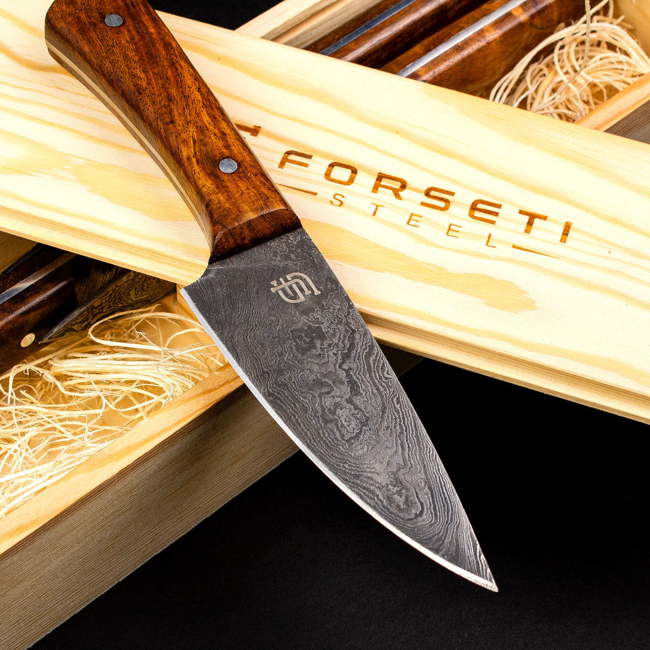 Cattleman Hand-Forged Damascus Steel Steak Knife - Individual
