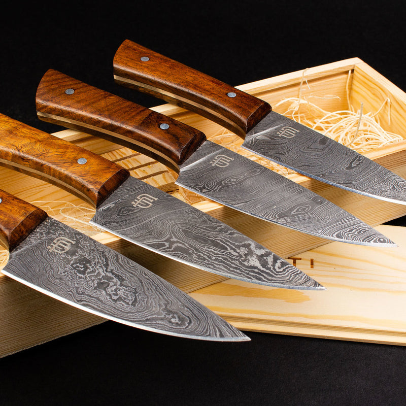 Cattleman Hand-Forged Damascus Steel Steak Knives - Set of 4