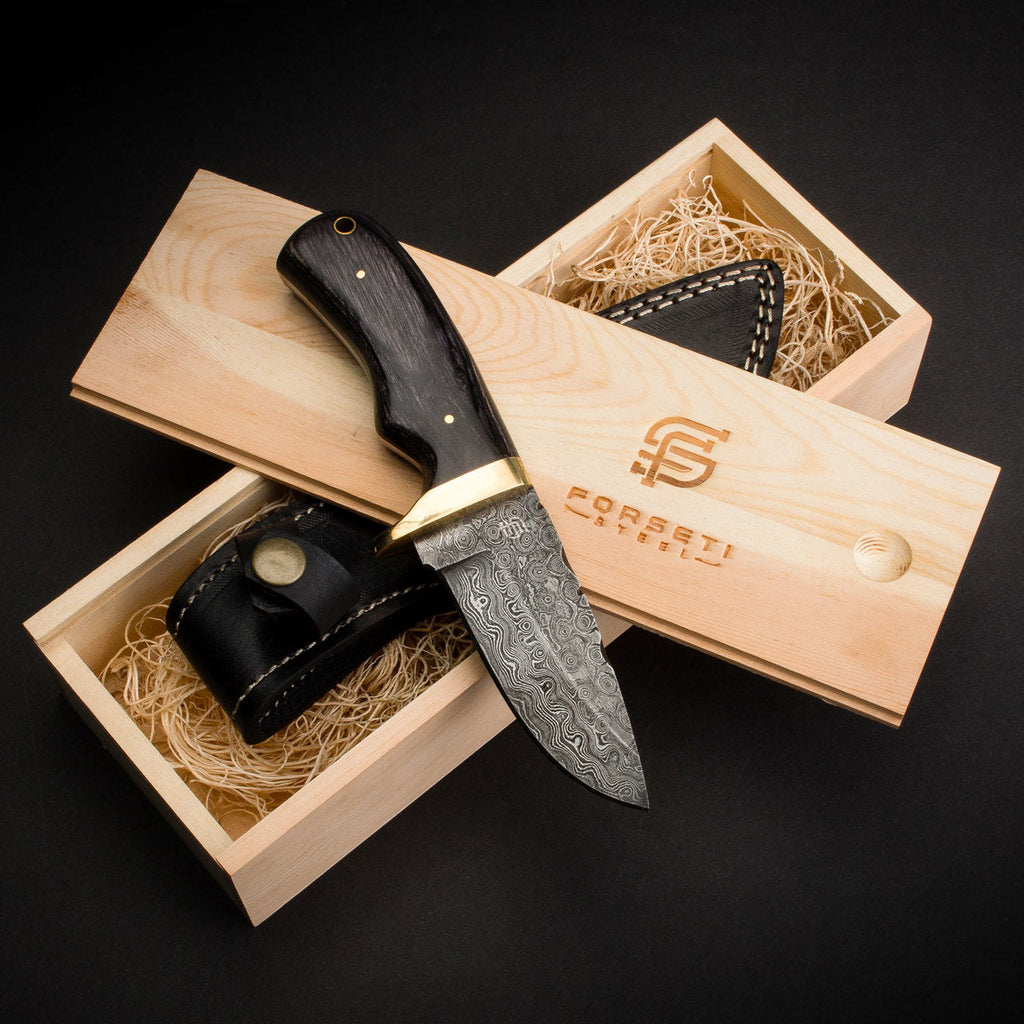 Jim Baker Hand-Forged Damascus Steel Skinner - Pakkawood and Brass