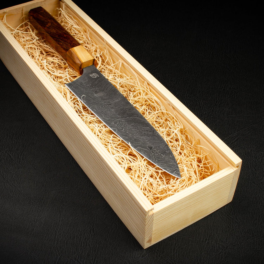 Itamae Hand-Forged Damascus Steel 7" Santoku Chef Knife - Olive Wood and Rosewood
